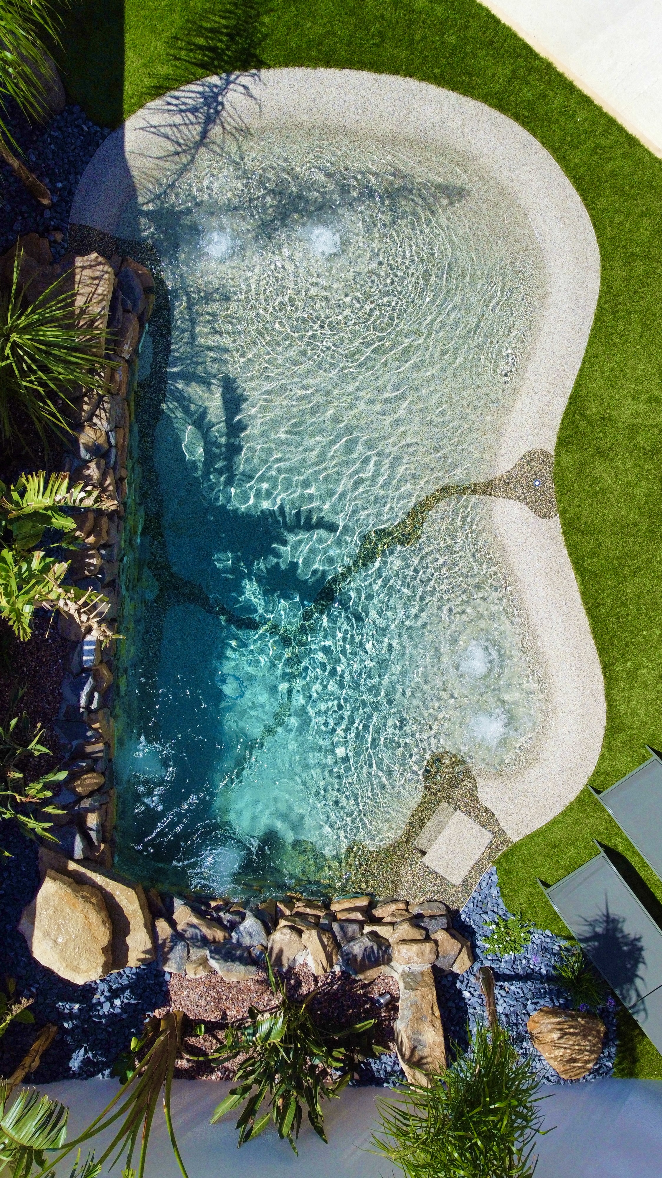 Nuances Do Piscines Lagons Marseille RemoteMediaFile 6553895 0 2022 06 07 11 45 12